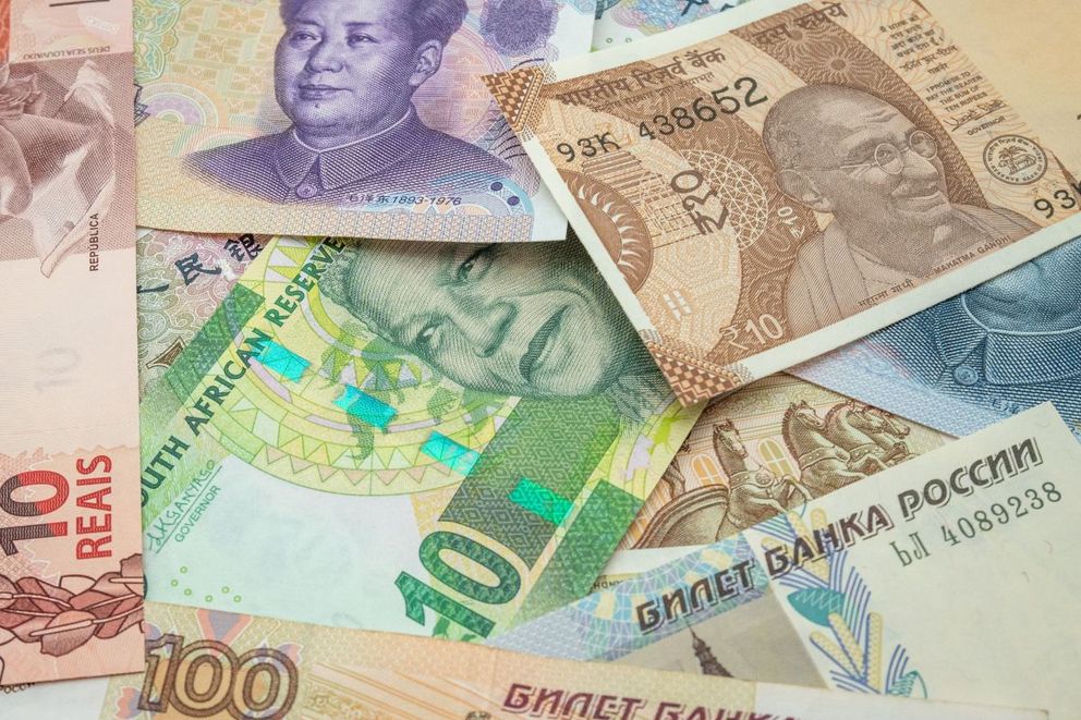 exness动态：揭露去美元化阴谋论